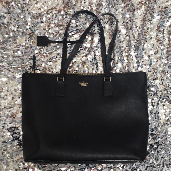 kate spade Handbags - 🖤SOLD on Merc🖤 Kate Spade Black Purse